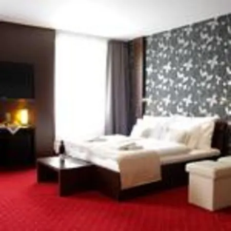 Gaudio Hotell 3*